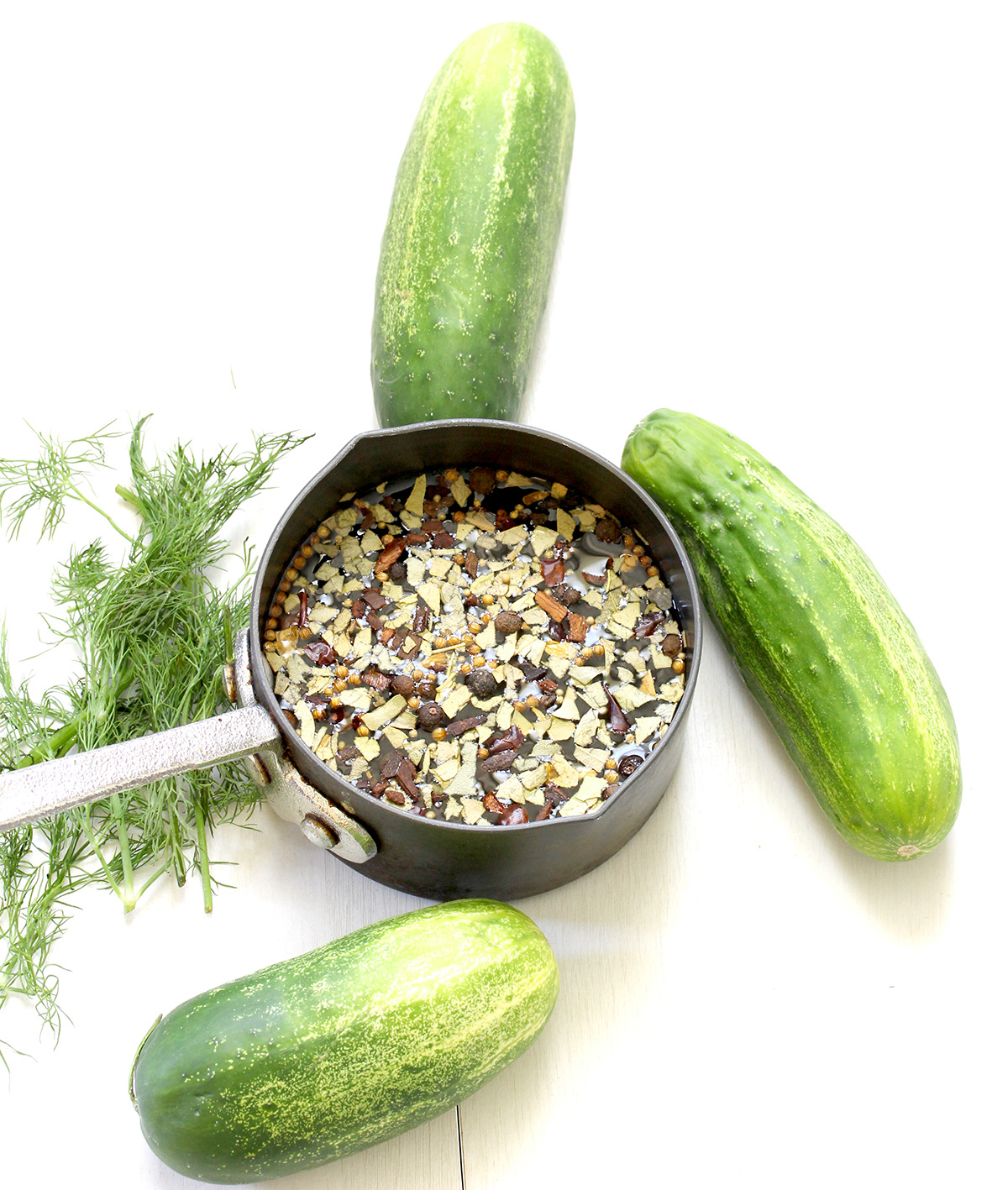 Recipe for making low sodium dill pickles