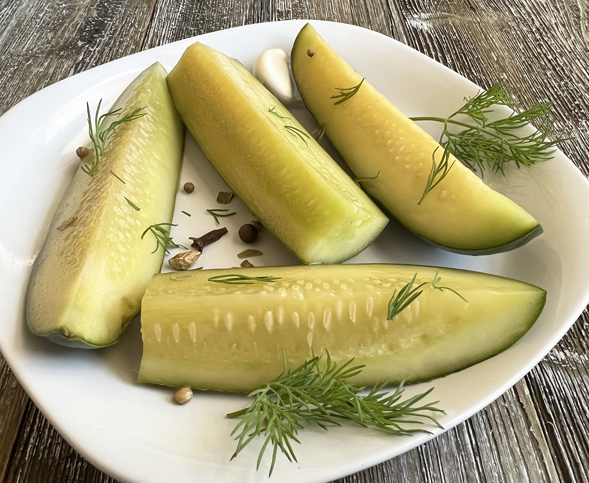 Recipe for low sodium dill pickles