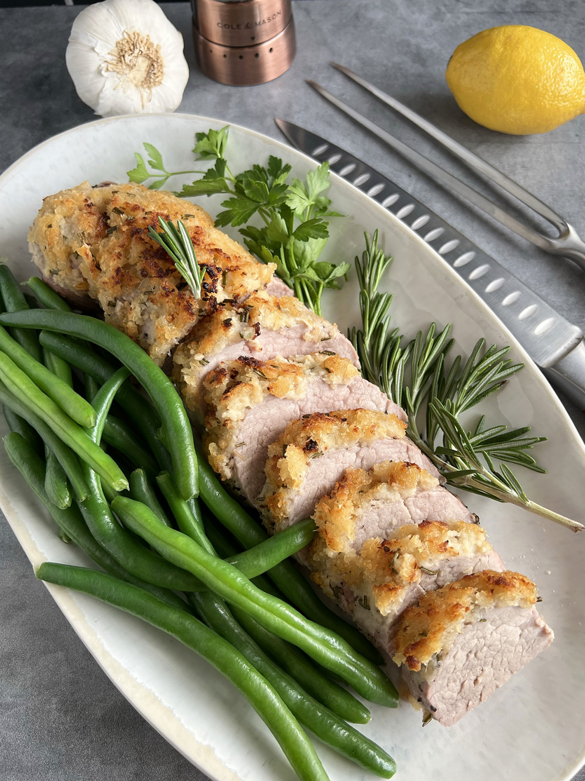 Low sodium horseradish crusted pork tenderloin served with green beans