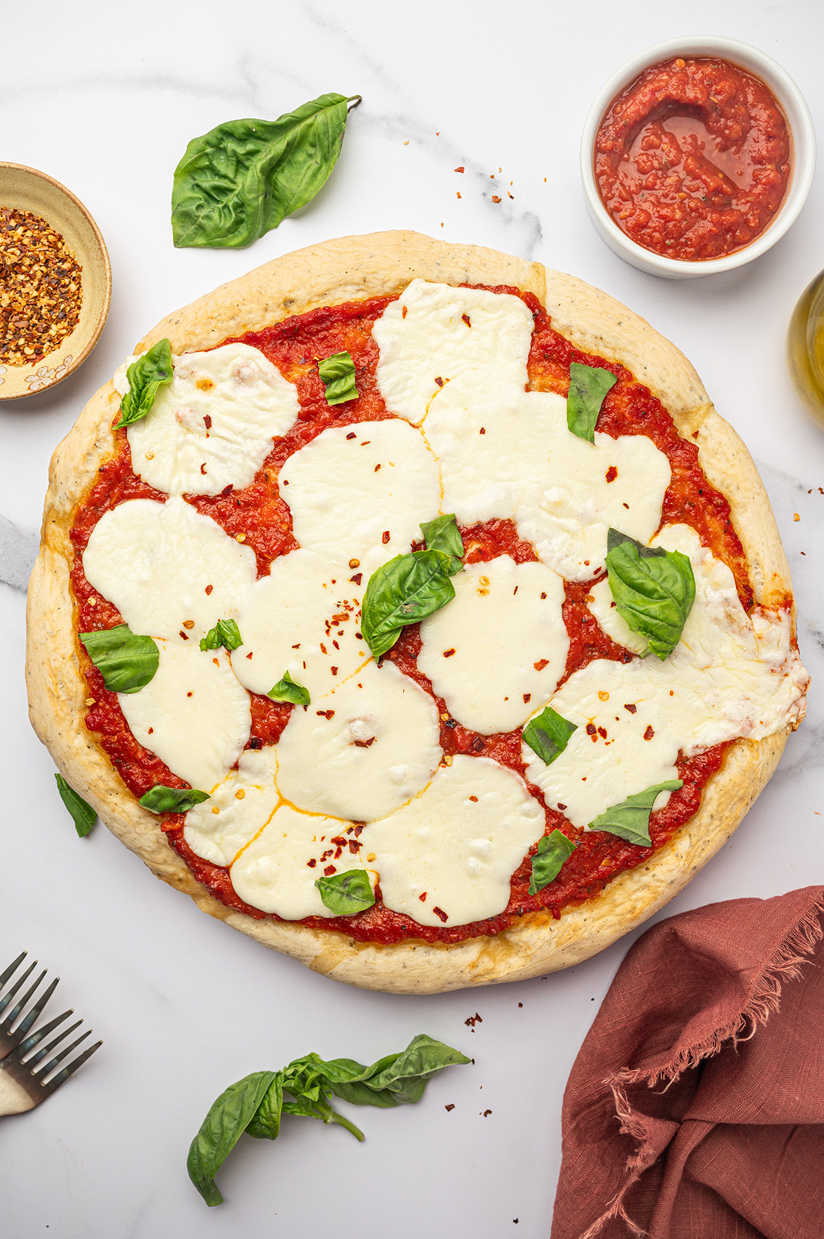 Gooey and delicious low-sodium Margherita pizza recipe!